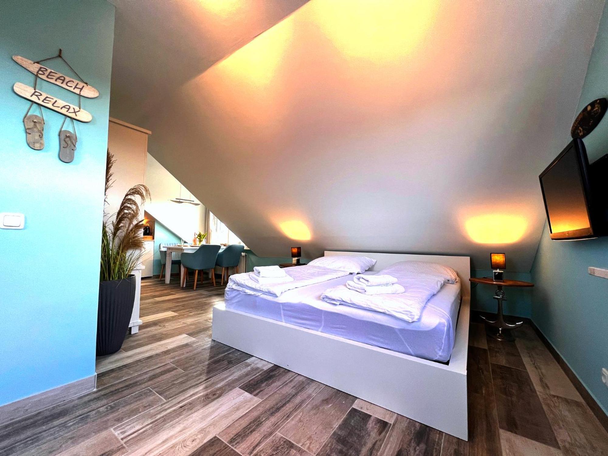 Sanibel Island -By Mila Ferienarpartments- Buesum Zentrum Eigener Parkplatz Exterior foto